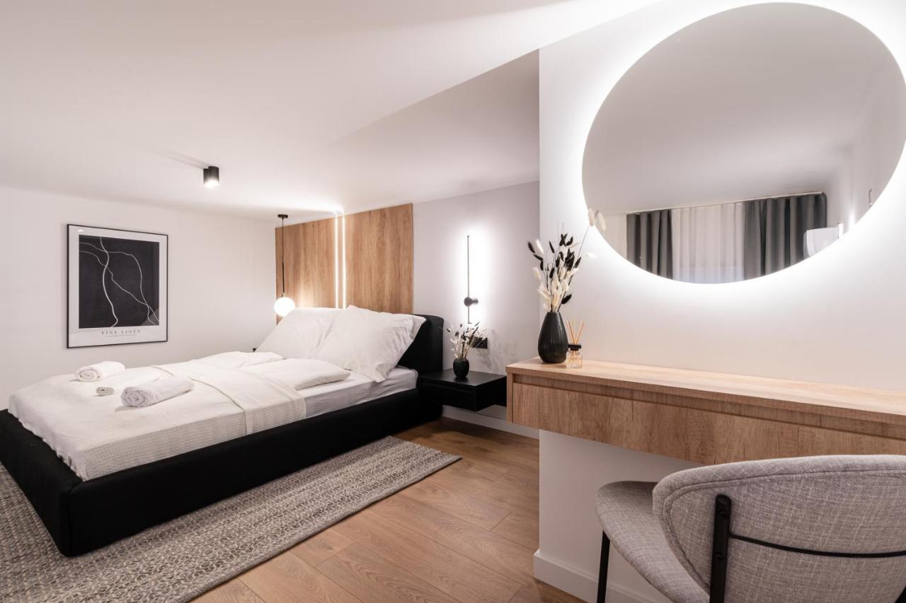 E56 - Grand Boulevard Heritage Residence - Best Location By Bqa บูดาเปสต์ ภายนอก รูปภาพ