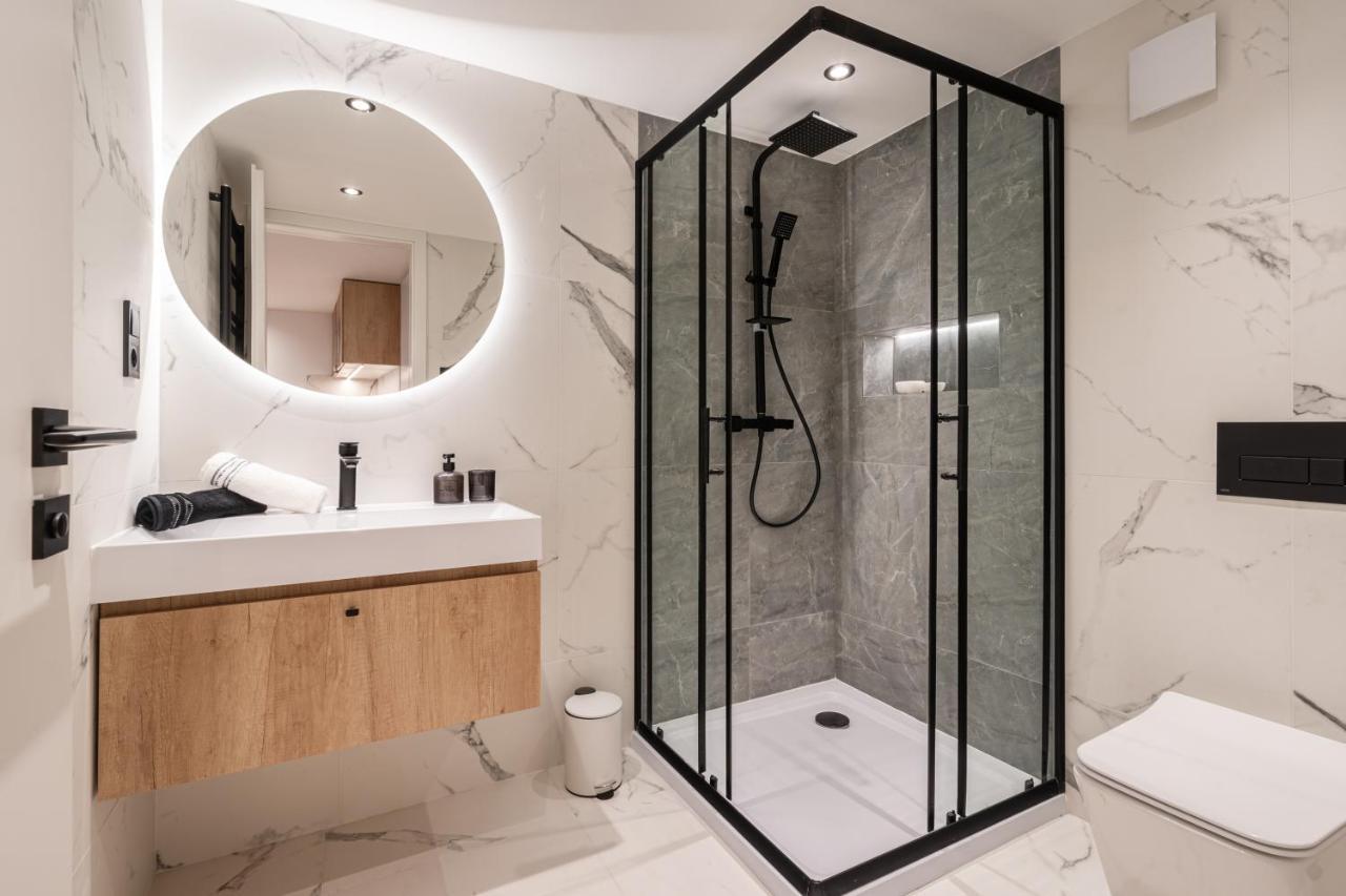 E56 - Grand Boulevard Heritage Residence - Best Location By Bqa บูดาเปสต์ ภายนอก รูปภาพ