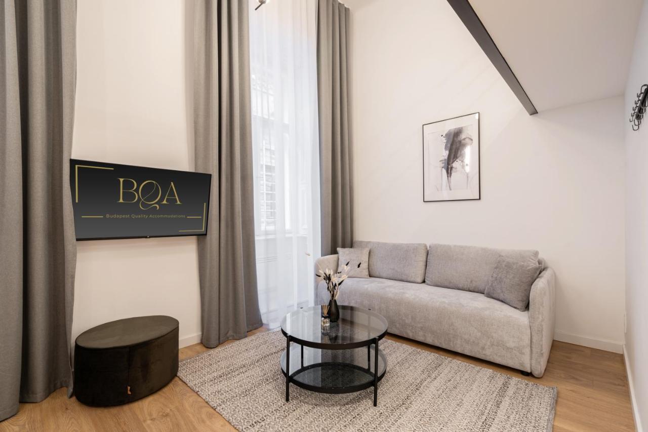 E56 - Grand Boulevard Heritage Residence - Best Location By Bqa บูดาเปสต์ ภายนอก รูปภาพ
